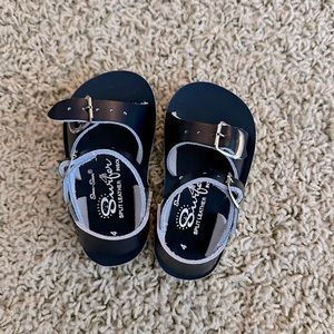 Saltwater sandals toddler girl blue leather size 4